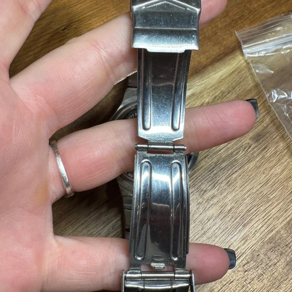 Remington Mens Quartz Watch Stainless Steel Black Dial 62309W 165FT Water Res